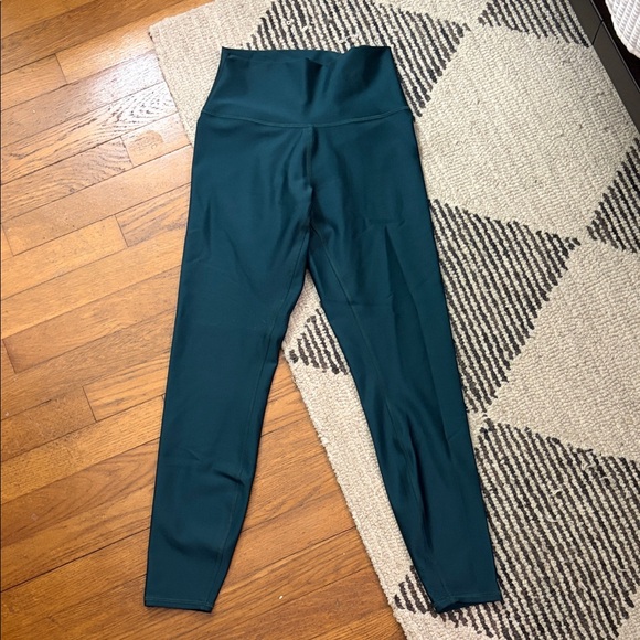 Small alo yoga airlift 7/8 length leggings - Picture 1 of 3